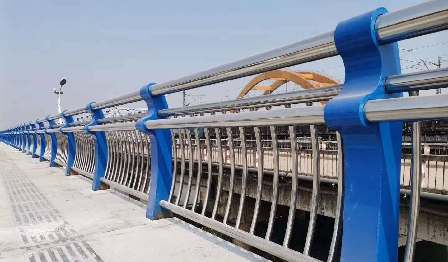 合川桥梁不锈钢防撞护栏